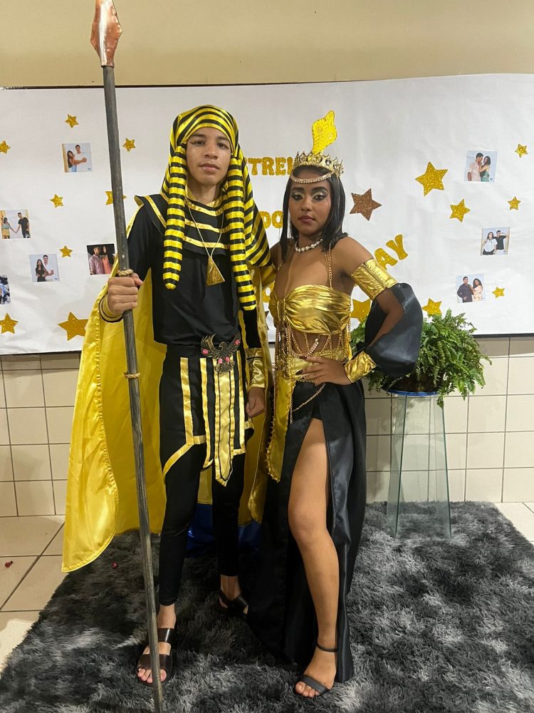 José Raimundo Fontes Queiroz: A Arte da Costura e a Jornada de Um Professor Aposentado