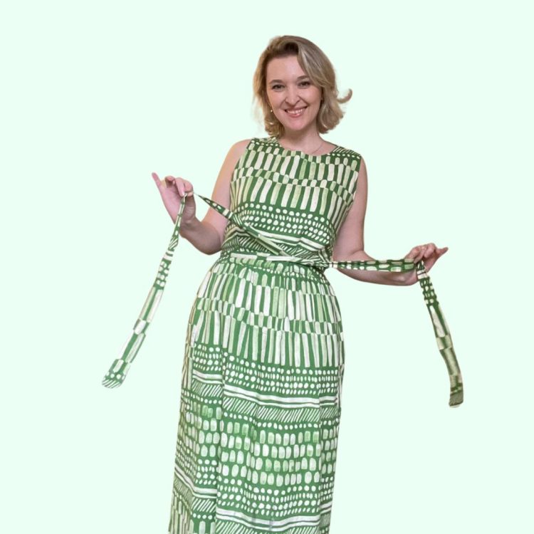 Nova série de moldes da Escola de Costurar trará vestidos reguláveis