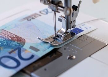 Como Ganhar Dinheiro Costurando em Casa Guia Completo para Iniciantes