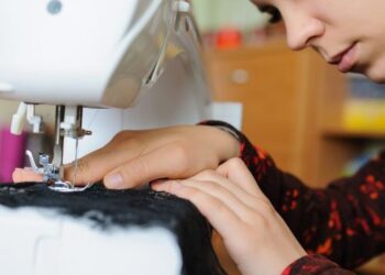 Por que Poucos Jovens se Interessam pela Costura