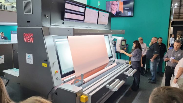 Revisão de malhas e tecidos ganha eficiência com a nova Smart Vision da Delta Máquinas