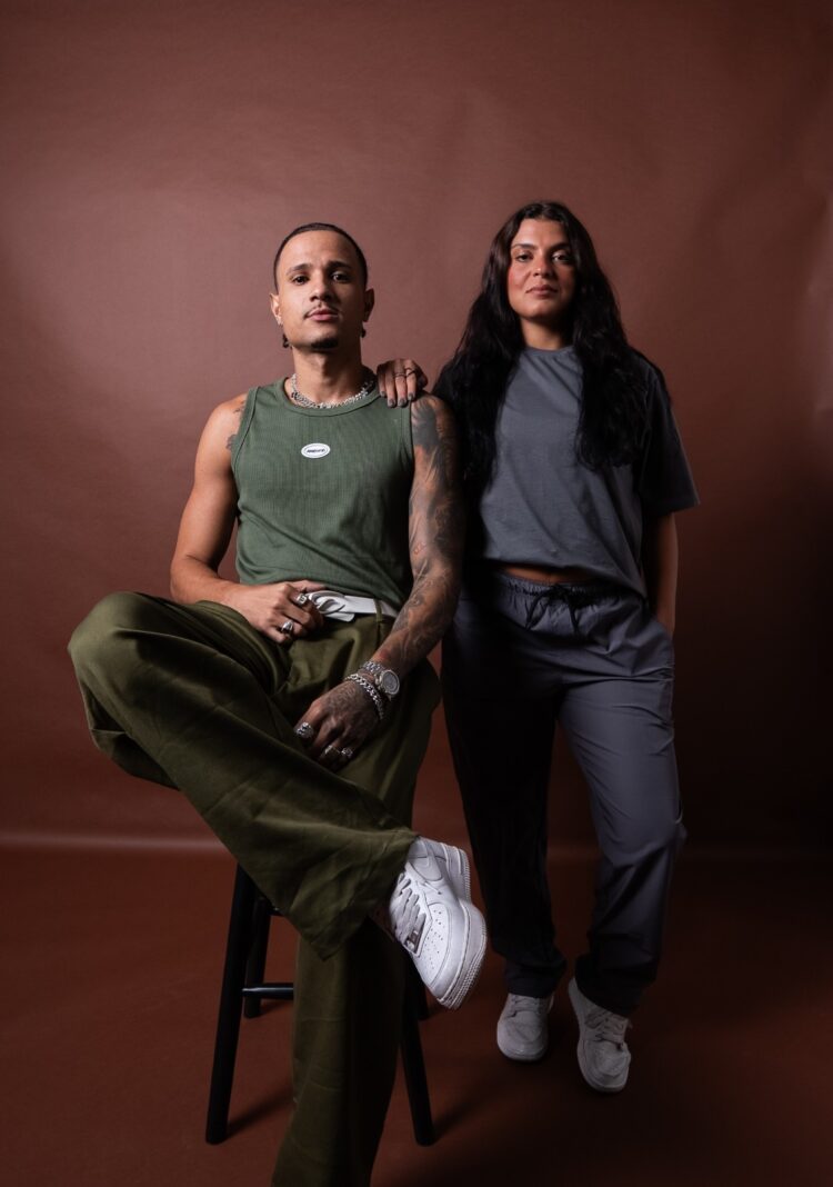 Como pequenas marcas podem competir com gigantes no varejo de moda