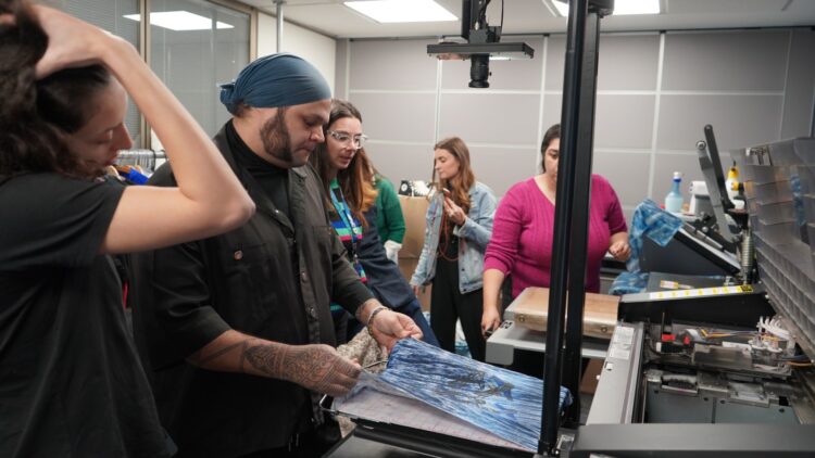 Projeto (RE) Estampa encerra 2ª edição com desfile no Focus Fashion Summit