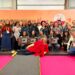 Jovens da ETEC/SP são premiados com máquinas Singer em desafio de moda realizado na Mega Artesanal